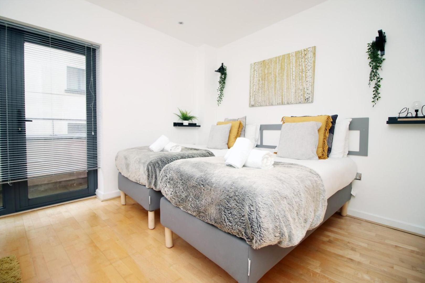 Centrally Located Spacious 2Br | Cohost Partners 카디프 외부 사진