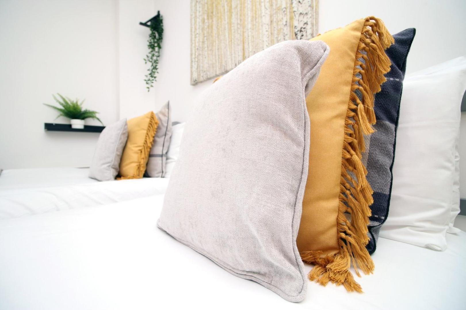 Centrally Located Spacious 2Br | Cohost Partners 카디프 외부 사진