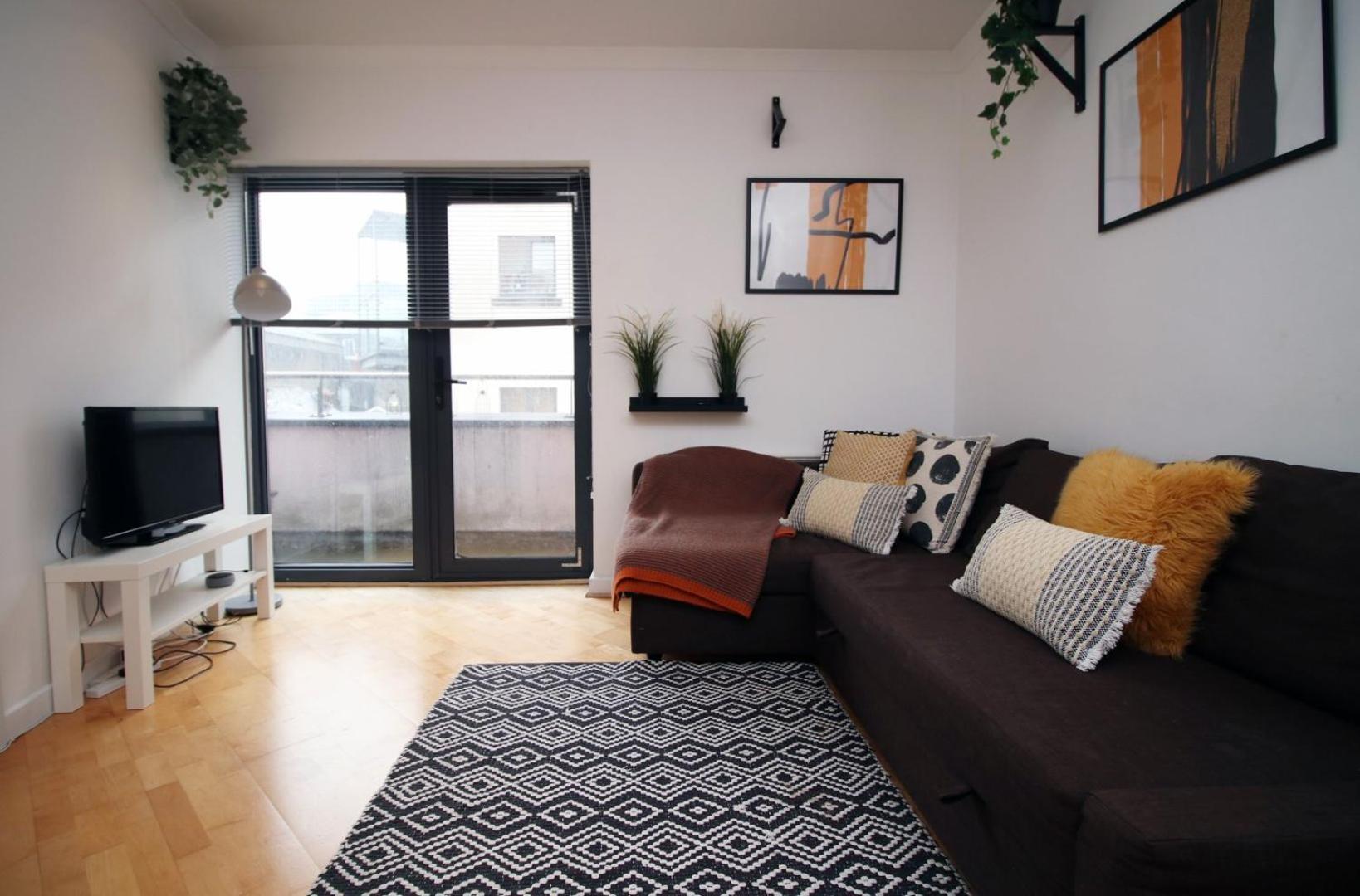 Centrally Located Spacious 2Br | Cohost Partners 카디프 외부 사진